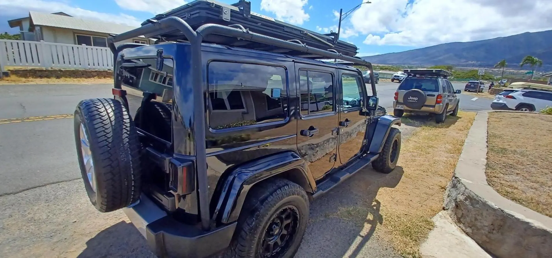 Campcar Maui Jeeps Suvs Hybrid Camper Van Rentals With Equipment And Travel Advice Kahului Hotel