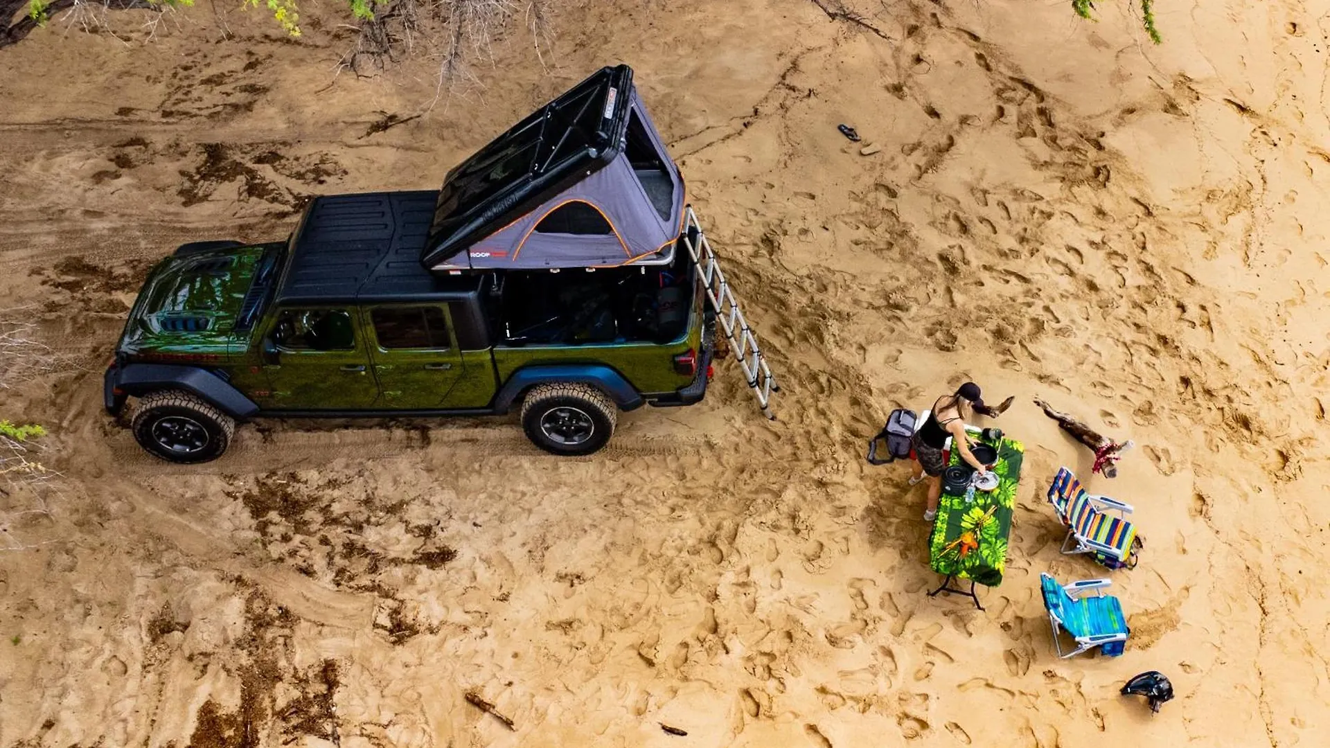 Campcar Maui Jeeps Suvs Hybrid Camper Van Rentals With Equipment And Travel Advice Kahului Hotel