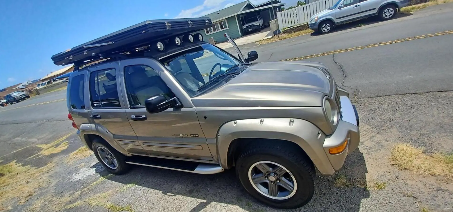 Campcar Maui Jeeps Suvs Hybrid Camper Van Rentals With Equipment And Travel Advice Kahului Hotel